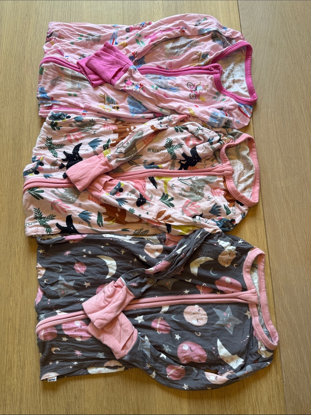 Little Sleepies Bundle Weekend in Paris Jurassic Jungle To the moon & back 6-12M